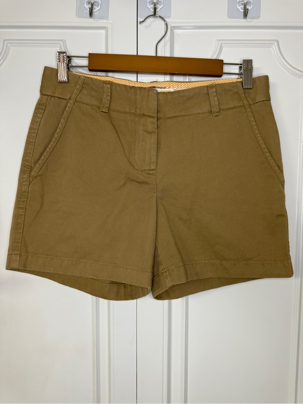 NWT J. Crew Olive-Tan Womens Shorts (Size 2)